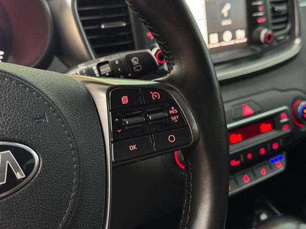 Kia Sorento III Prime Рестайлинг с пробегом 2019 года, цена 2 692 000 рублей, 203350 км, внедорожник, Автокод Объявления