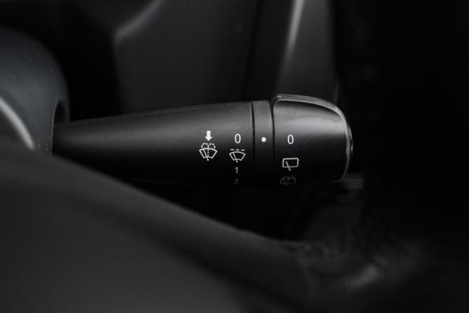 Renault Duster I Рестайлинг с пробегом 2018 года, цена 1 518 000 рублей, 85370 км, внедорожник, Автокод Объявления