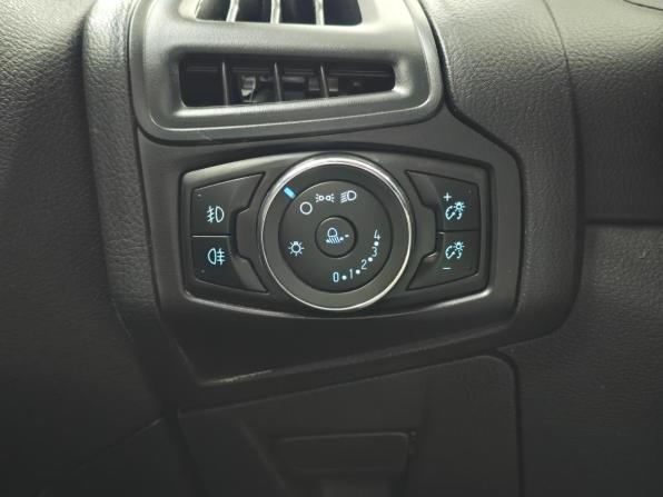 Ford Focus III с пробегом 2014 года, цена 935 000 рублей, 136000 км, седан, Автокод Объявления