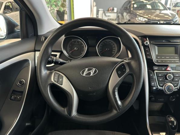 Hyundai i30 II с пробегом 2014 года, цена 957 000 рублей, 100012 км, хэтчбек, Автокод Объявления