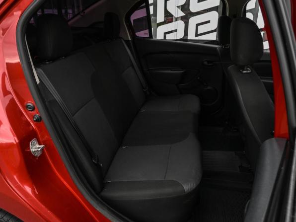 Renault Logan II с пробегом 2015 года, цена 629 000 рублей, 132944 км, седан, Автокод Объявления
