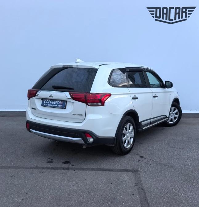 Mitsubishi Outlander III Рестайлинг 2 Санкт-Петербург  - изображение 2