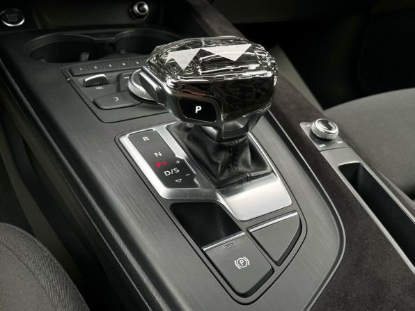 Audi A4 V (B9) с пробегом 2016 года, цена 1 687 000 рублей, 283268 км, седан, Автокод Объявления