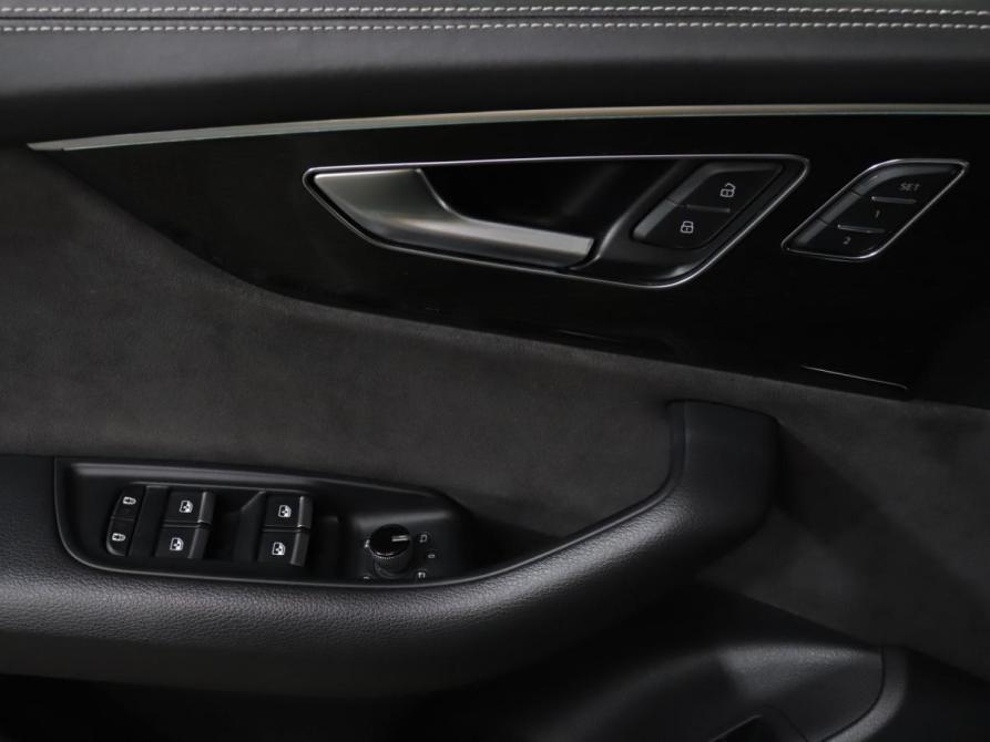 Audi SQ8 I (4M) Москва  - изображение 21