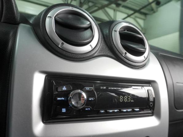 Renault Logan I Рестайлинг с пробегом 2012 года, цена 599 000 рублей, 170125 км, седан, Автокод Объявления