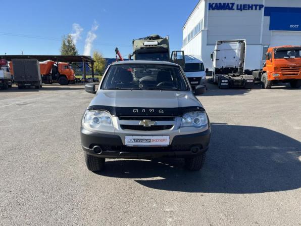 Chevrolet Niva I Рестайлинг с пробегом 2015 года, цена 449 000 рублей, 348205 км, внедорожник, Автокод Объявления