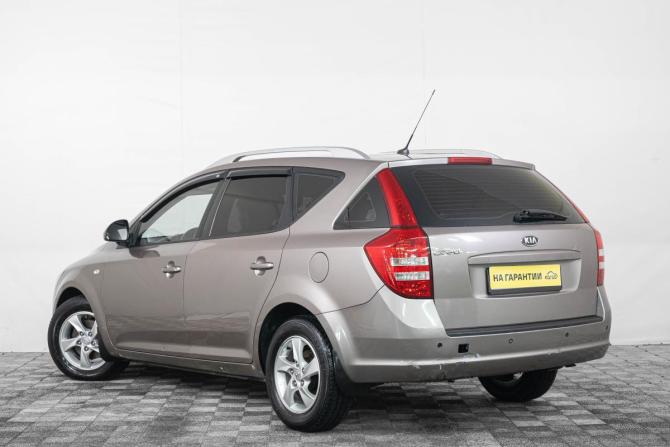 Kia Ceed I с пробегом 2008 года, цена 649 000 рублей, 250000 км, универсал, Автокод Объявления