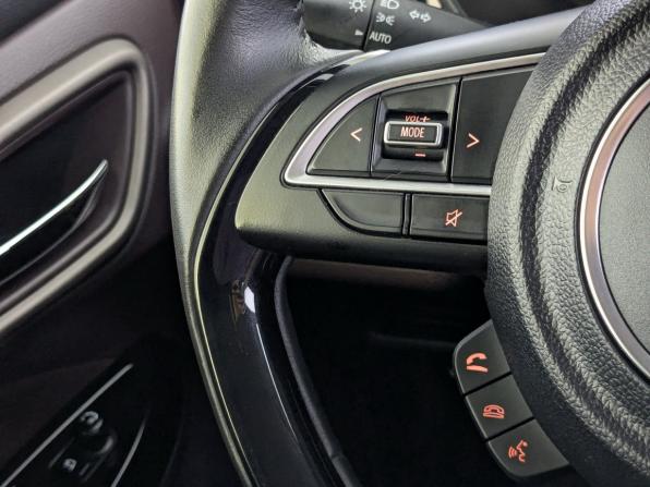 Suzuki Fronx с пробегом 2024 года, цена 1 990 000 рублей, 31400 км, внедорожник, Автокод Объявления