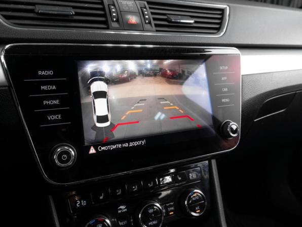 Skoda Superb III с пробегом 2018 года, цена 2 299 000 рублей, 232971 км, лифтбек, Автокод Объявления