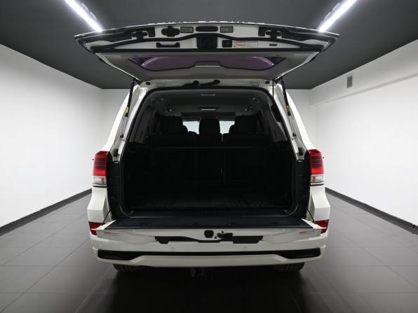 Toyota Land Cruiser 200 Series Рестайлинг 2 с пробегом 2015 года, цена 5 450 000 рублей, 170541 км, внедорожник, Автокод Объявления