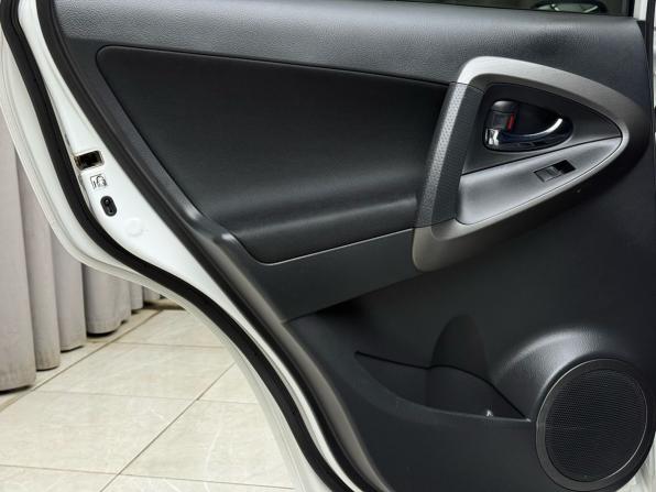 Toyota RAV4 III (XA30) Рестайлинг с пробегом 2012 года, цена 1 599 000 рублей, 145807 км, внедорожник, Автокод Объявления