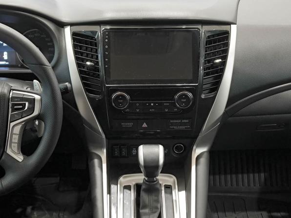 Mitsubishi Pajero Sport III с пробегом 2018 года, цена 2 750 000 рублей, 129907 км, внедорожник, Автокод Объявления