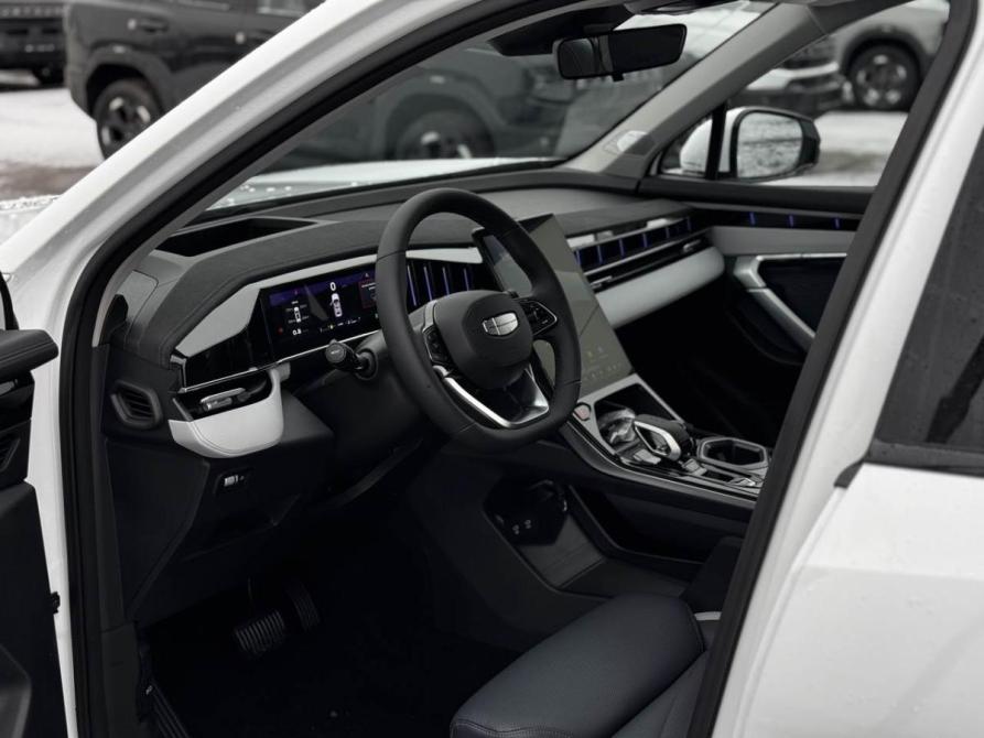 Geely Atlas II Ярославль  - изображение 15