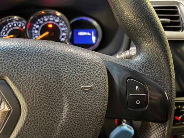 Renault Sandero II с пробегом 2016 года, цена 847 000 рублей, 130340 км, хэтчбек, Автокод Объявления