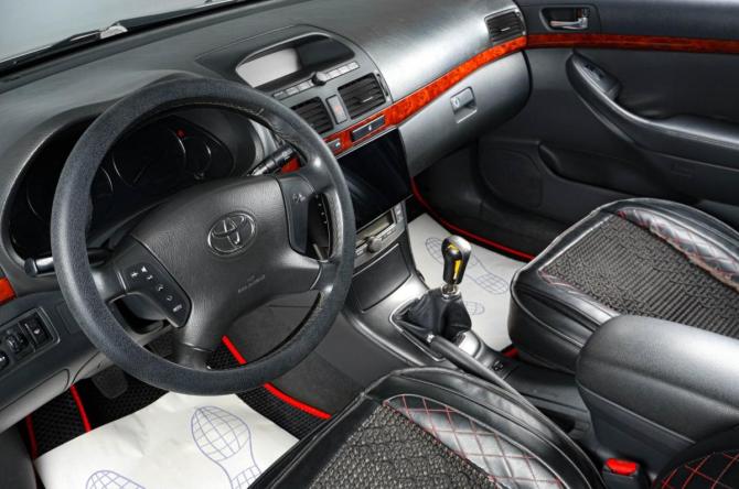 Toyota Avensis II с пробегом 2006 года, цена 799 000 рублей, 348000 км, седан, Автокод Объявления