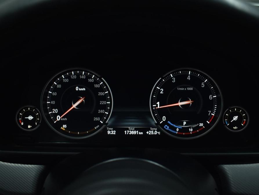 BMW 5 серии VI (F10/F11/F07) Рестайлинг Кемерово  - изображение 13