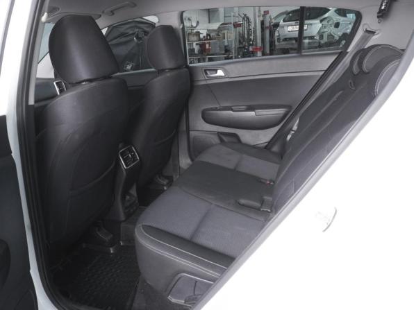 Kia Sportage IV Рестайлинг с пробегом 2021 года, цена 2 149 000 рублей, 111747 км, внедорожник, Автокод Объявления