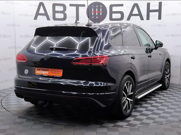 Volkswagen Touareg III с пробегом 2021 года, цена 4 549 000 рублей, 188631 км, внедорожник, Автокод Объявления