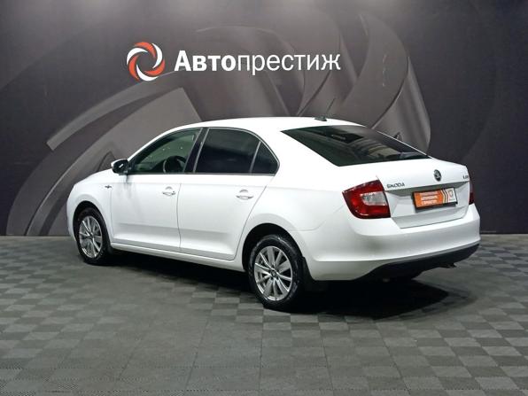Skoda Rapid I Рестайлинг с пробегом 2019 года, цена 1 010 000 рублей, 245000 км, лифтбек, Автокод Объявления