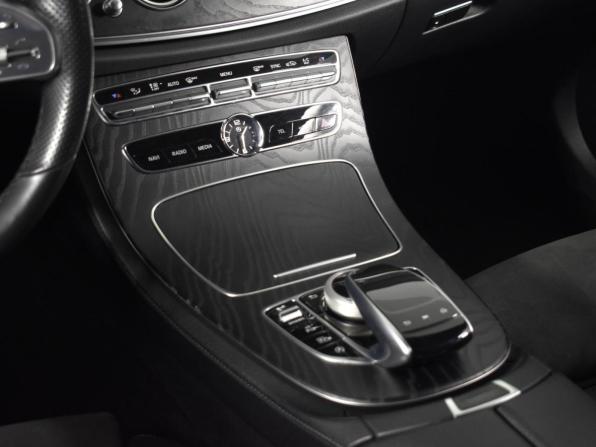 Mercedes-Benz E-Класс V (W213 S213 C238) с пробегом 2019 года, цена 2 997 300 рублей, 159745 км, седан, Автокод Объявления