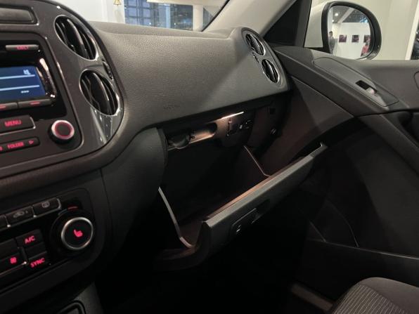 Volkswagen Tiguan I Рестайлинг с пробегом 2012 года, цена 1 360 000 рублей, 79058 км, внедорожник, Автокод Объявления