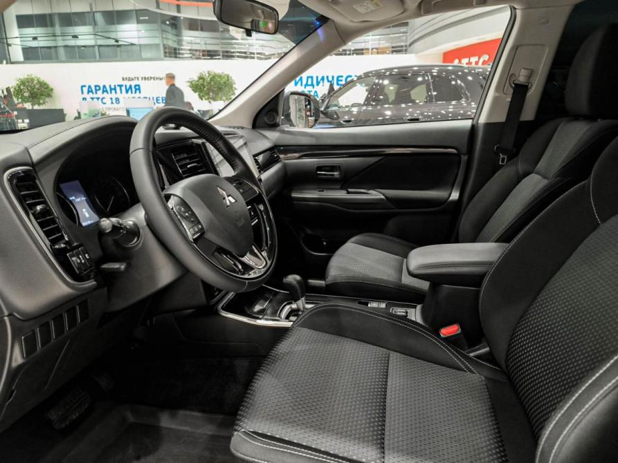 Mitsubishi Outlander III Рестайлинг 3 Казань  - изображение 20