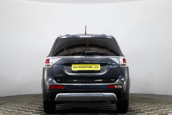 Mitsubishi Outlander III с пробегом 2014 года, цена 1 399 000 рублей, 235994 км, внедорожник, Автокод Объявления