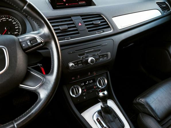 Audi Q3 I (8U) с пробегом 2012 года, цена 1 549 000 рублей, 193732 км, внедорожник, Автокод Объявления