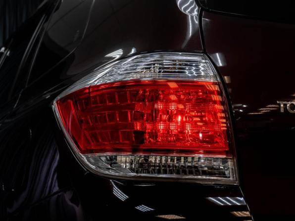 Toyota Highlander II (XU40) Рестайлинг с пробегом 2012 года, цена 2 199 000 рублей, 223837 км, внедорожник, Автокод Объявления