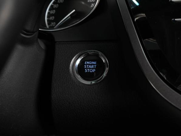 Toyota Camry VIII (XV70) с пробегом 2018 года, цена 3 100 000 рублей, 124415 км, седан, Автокод Объявления