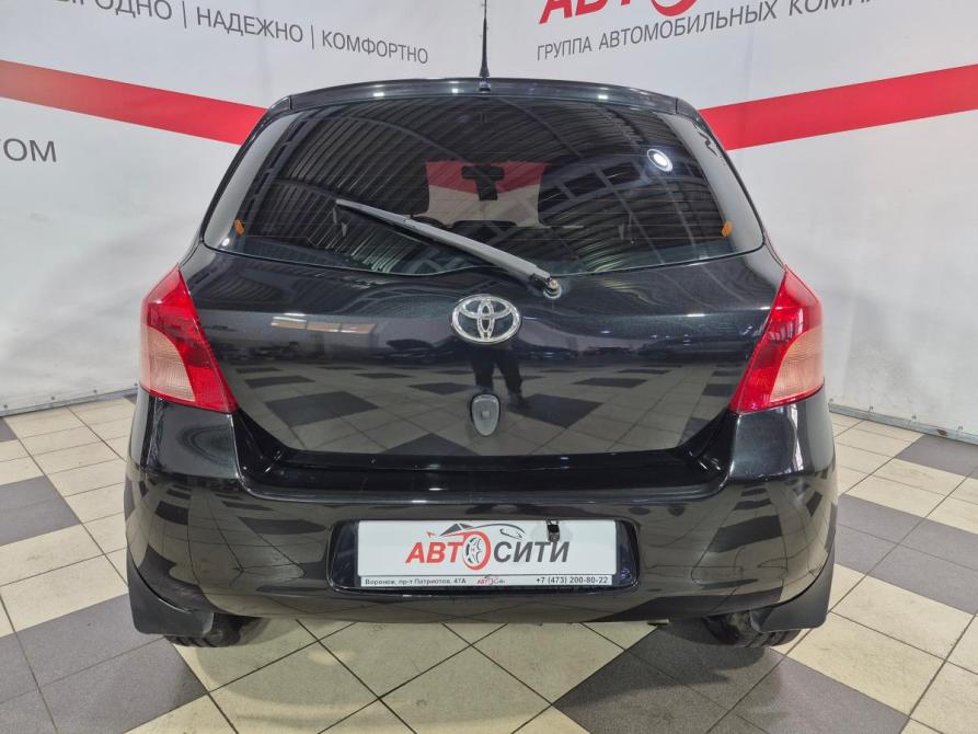 Toyota Yaris II Воронеж  - изображение 6