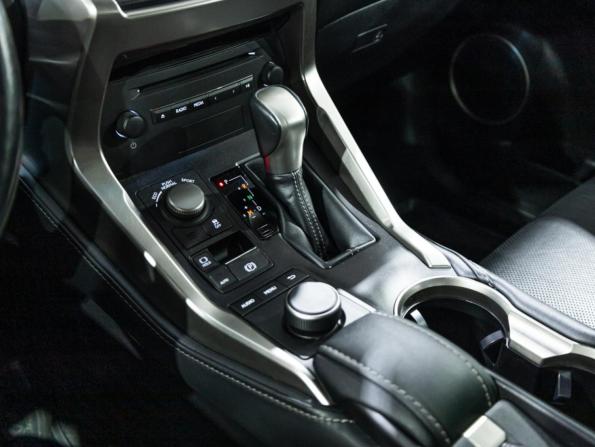 Lexus NX I с пробегом 2017 года, цена 3 275 000 рублей, 98254 км, внедорожник, Автокод Объявления