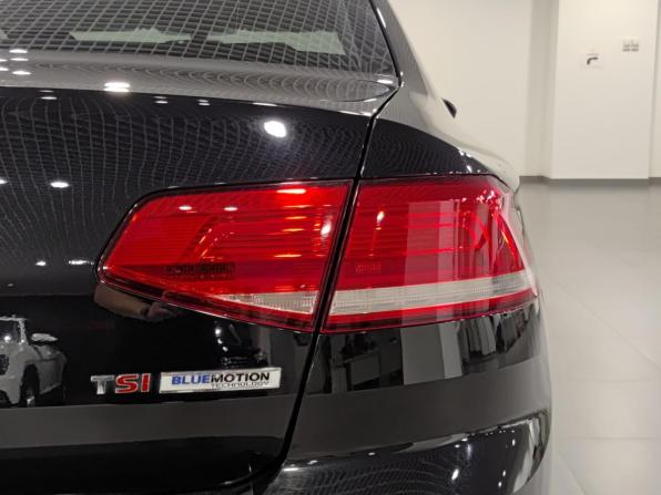 Volkswagen Passat B8 с пробегом 2016 года, цена 1 716 000 рублей, 150595 км, седан, Автокод Объявления