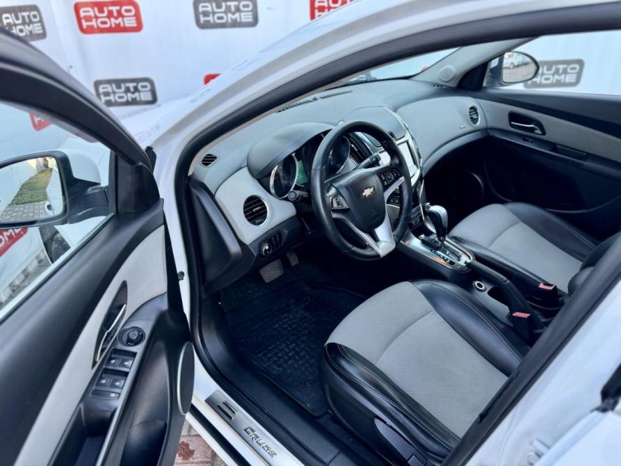 Chevrolet Cruze I Рестайлинг Санкт-Петербург  - изображение 8