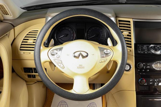 Infiniti FX II (S51) Рестайлинг с пробегом 2012 года, цена 1 919 000 рублей, 273000 км, внедорожник, Автокод Объявления
