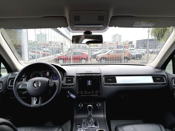 Volkswagen Touareg II Рестайлинг с пробегом 2015 года, цена 2 080 000 рублей, 214891 км, внедорожник, Автокод Объявления