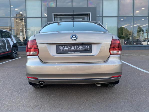 Volkswagen Polo V Рестайлинг с пробегом 2017 года, цена 1 120 000 рублей, 111959 км, седан, Автокод Объявления