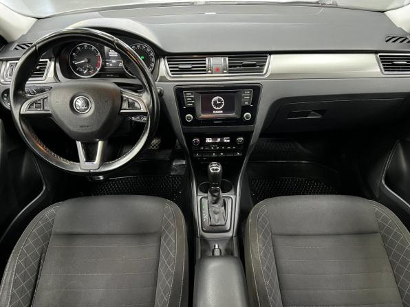 Skoda Rapid I с пробегом 2016 года, цена 1 040 000 рублей, 188000 км, лифтбек, Автокод Объявления