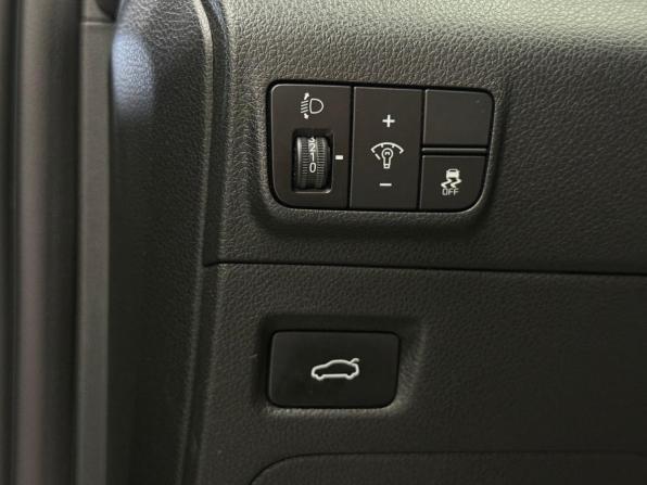 Kia K5 III с пробегом 2020 года, цена 2 840 000 рублей, 40000 км, седан, Автокод Объявления