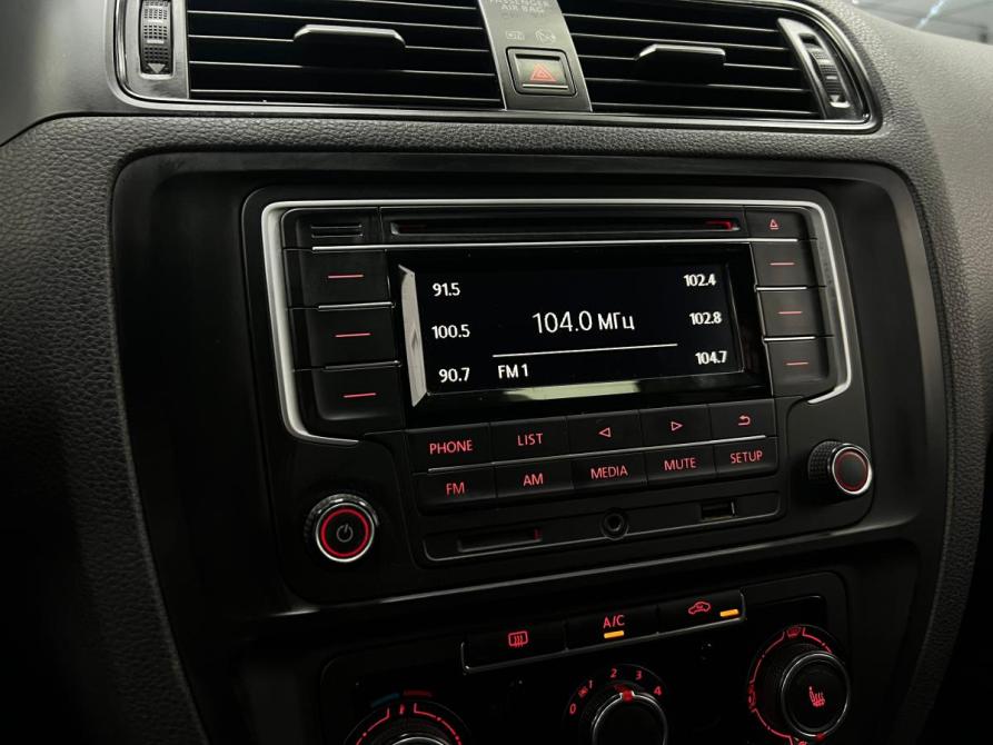 Volkswagen Jetta VI Рестайлинг Казань  - изображение 15