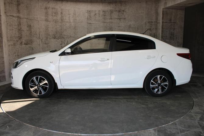 Kia Rio IV с пробегом 2019 года, цена 1 419 000 рублей, 112011 км, седан, Автокод Объявления