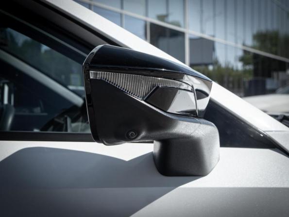Changan UNI-V I с пробегом 2024 года, цена 2 435 000 рублей, 34368 км, лифтбек, Автокод Объявления
