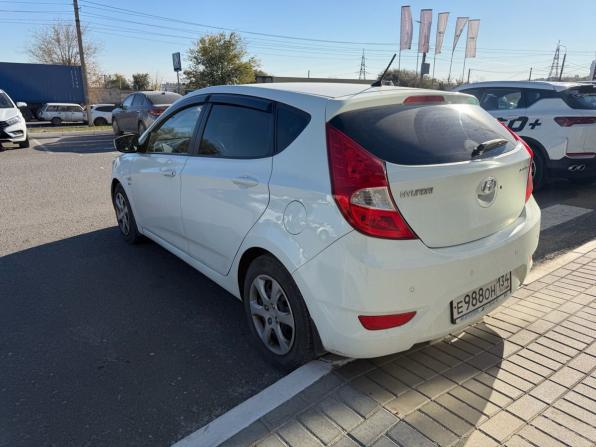 Hyundai Solaris I с пробегом 2013 года, цена 849 000 рублей, 189640 км, хэтчбек, Автокод Объявления