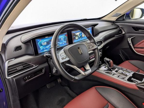 FAW Bestune T77 I с пробегом 2023 года, цена 1 625 000 рублей, 73683 км, внедорожник, Автокод Объявления