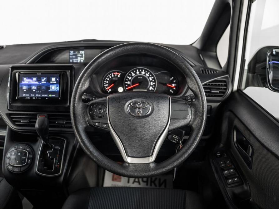 Toyota Noah III (R80) Рестайлинг Иркутск  - изображение 10