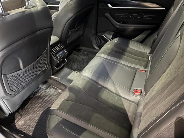 Geely Monjaro I с пробегом 2025 года, цена 3 920 000 рублей, 10500 км, внедорожник, Автокод Объявления