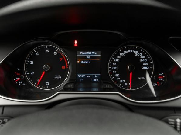 Audi A4 IV (B8) Рестайлинг с пробегом 2013 года, цена 1 180 000 рублей, 307003 км, седан, Автокод Объявления