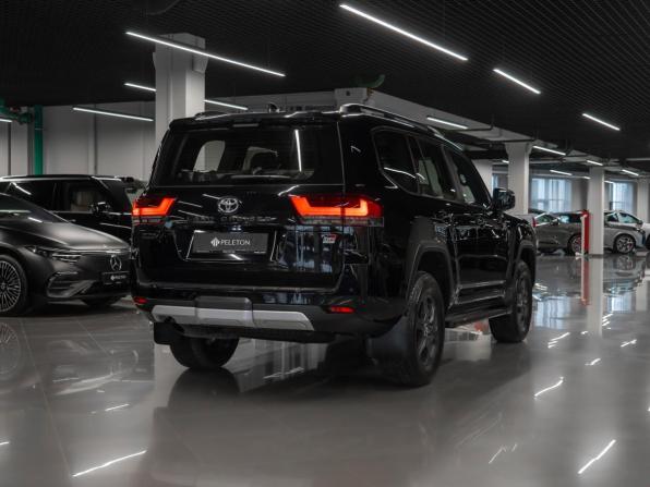 Toyota Land Cruiser 300 Series с пробегом 2025 года, цена 14 400 000 рублей, 90 км, внедорожник, Автокод Объявления