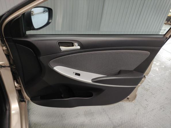 Hyundai Solaris I с пробегом 2011 года, цена 570 000 рублей, 250535 км, седан, Автокод Объявления