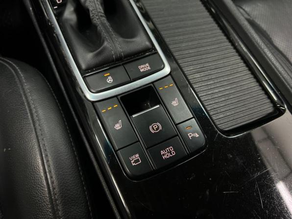 Kia Optima IV Рестайлинг с пробегом 2019 года, цена 1 900 000 рублей, 155475 км, седан, Автокод Объявления